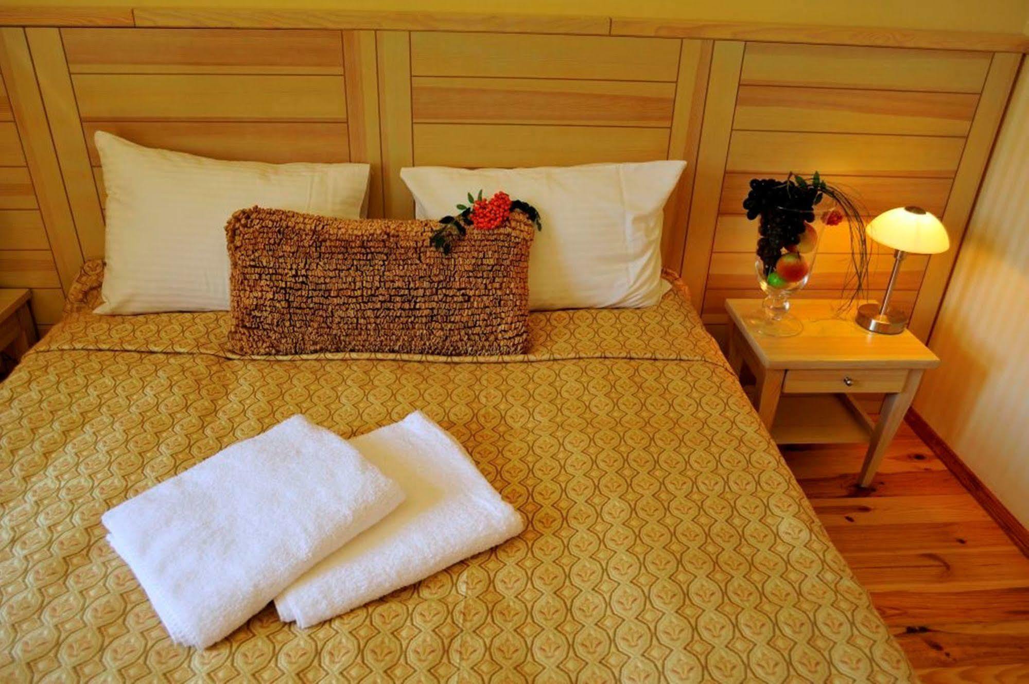 Seasons Spa Boutique Hotel Kozyn Exterior photo
